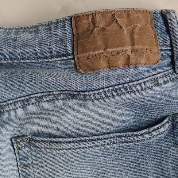 American Eagle Jeans - Picture 2 of 5